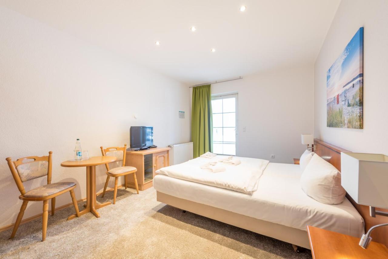 Hotel Koenigslinie Sassnitz Extérieur photo