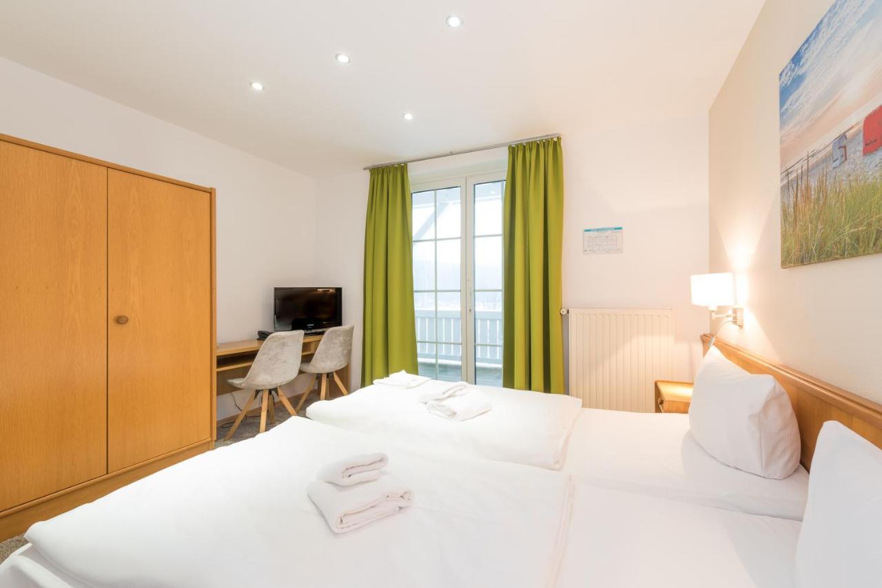 Hotel Koenigslinie Sassnitz Extérieur photo
