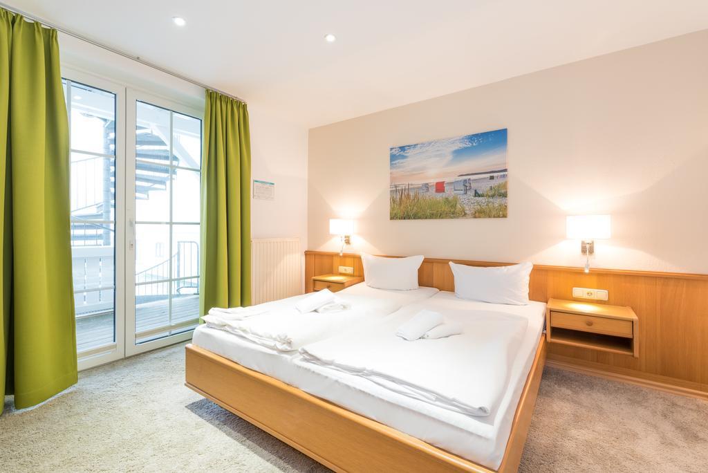 Hotel Koenigslinie Sassnitz Extérieur photo