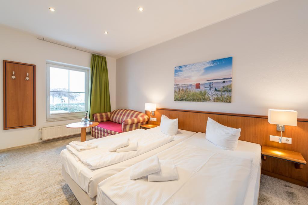 Hotel Koenigslinie Sassnitz Extérieur photo